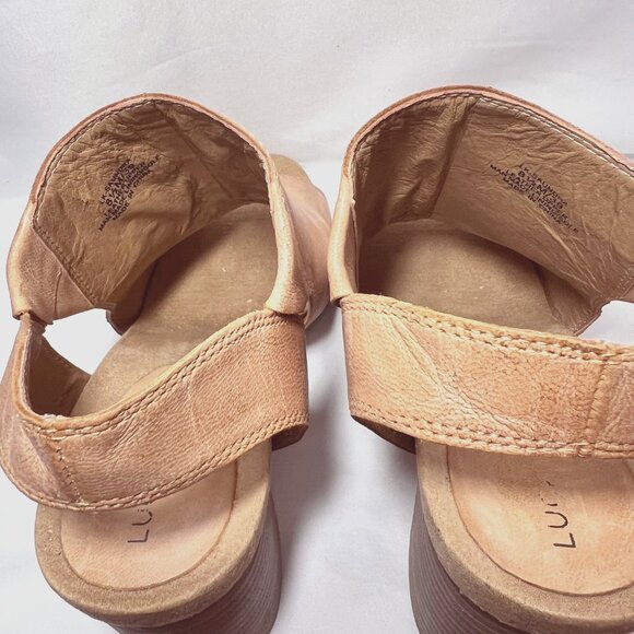 Lucky Brand-LK Saudra Boot-Women's Leather-8 1/2 M-Tanish Camel-Wood 3 1/2" Heel - Picture 11 of 16